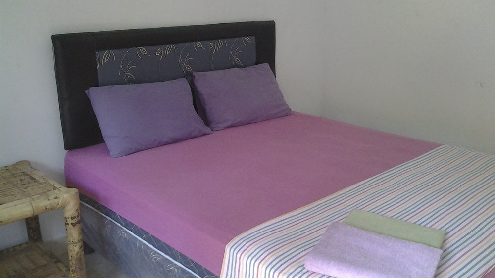 Family Garden Homestay Mangsit Ngoại thất bức ảnh