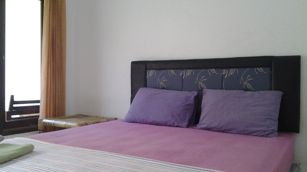 Family Garden Homestay Mangsit Ngoại thất bức ảnh