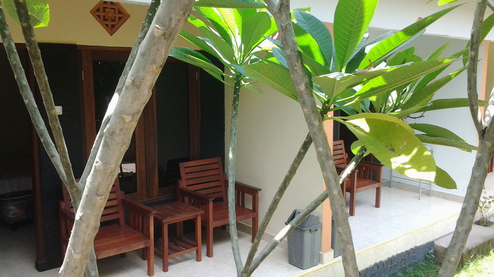 Family Garden Homestay Mangsit Ngoại thất bức ảnh