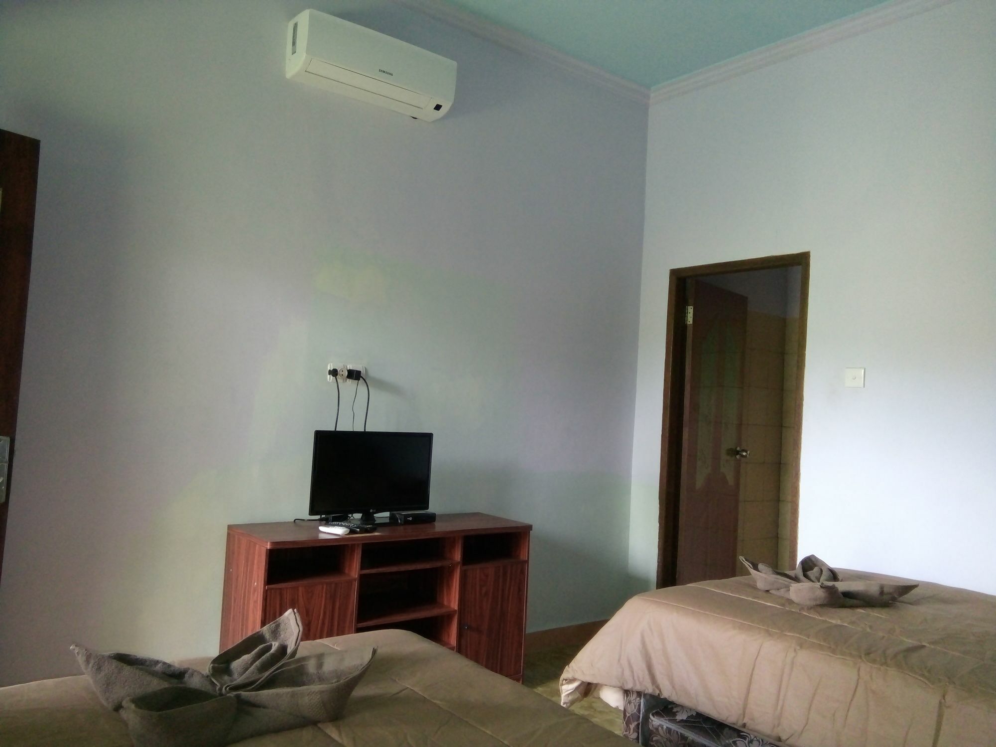 Family Garden Homestay Mangsit Ngoại thất bức ảnh