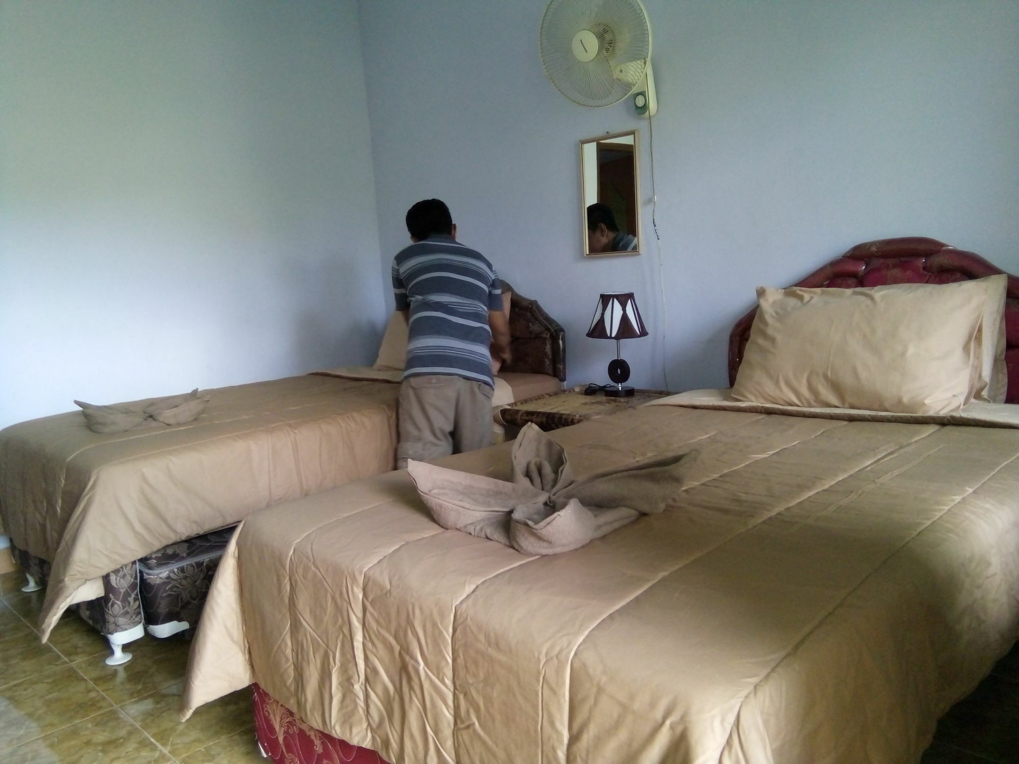 Family Garden Homestay Mangsit Ngoại thất bức ảnh