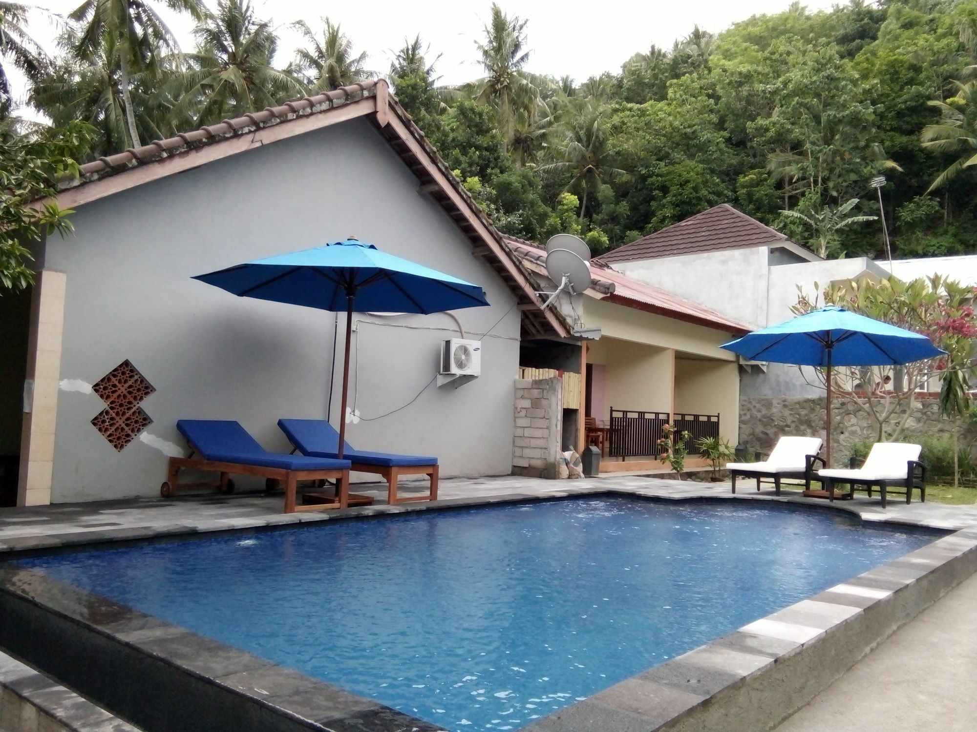 Family Garden Homestay Mangsit Ngoại thất bức ảnh