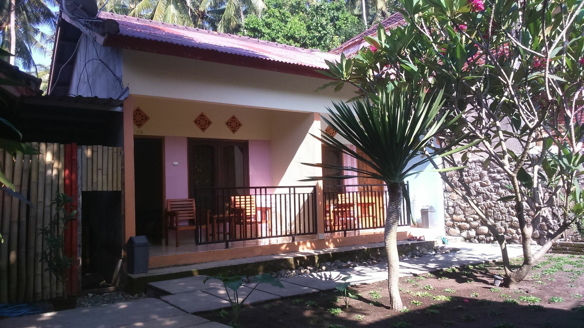 Family Garden Homestay Mangsit Ngoại thất bức ảnh