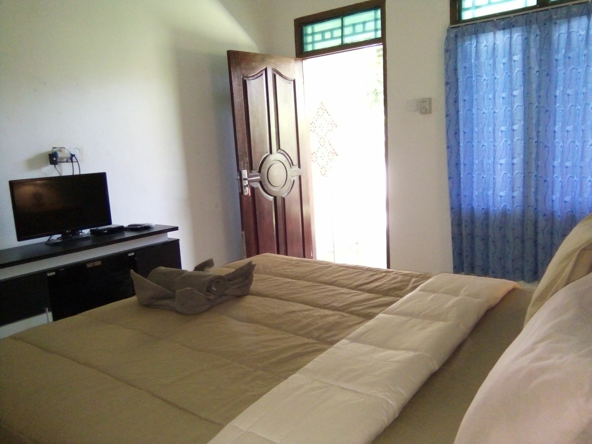 Family Garden Homestay Mangsit Ngoại thất bức ảnh